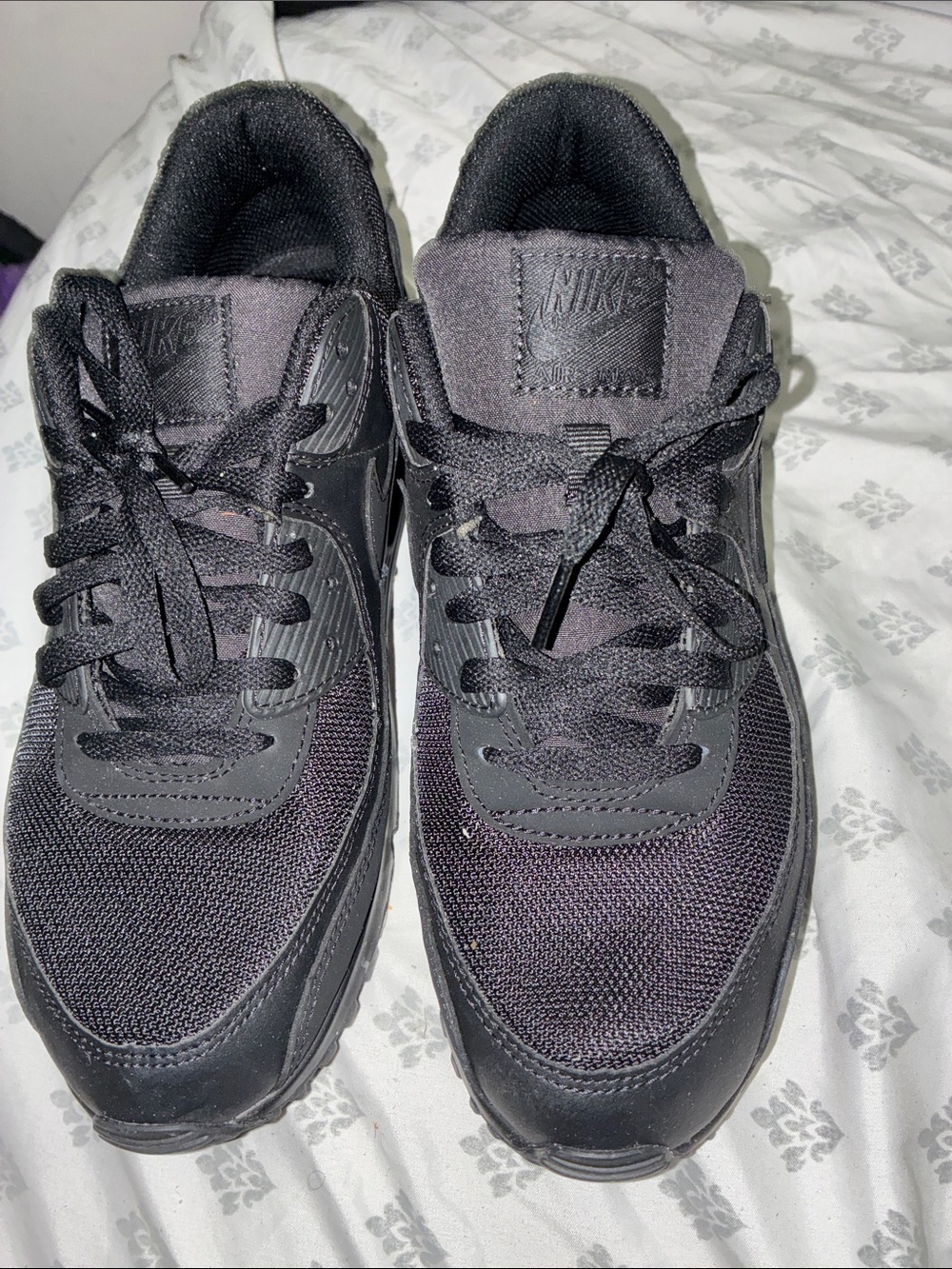 Nike Men’s Black Athletic Running Sneakers